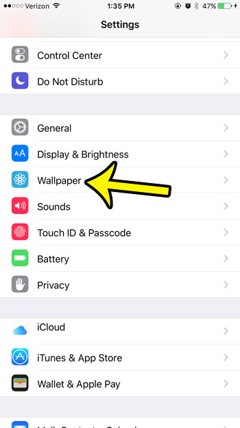 How to Change the Wallpaper on an iPhone 6 - Live2Tech