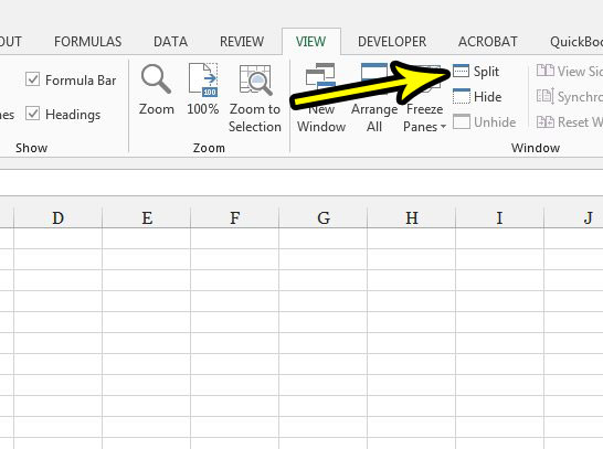 how to stop splitting the screen in excel 2013