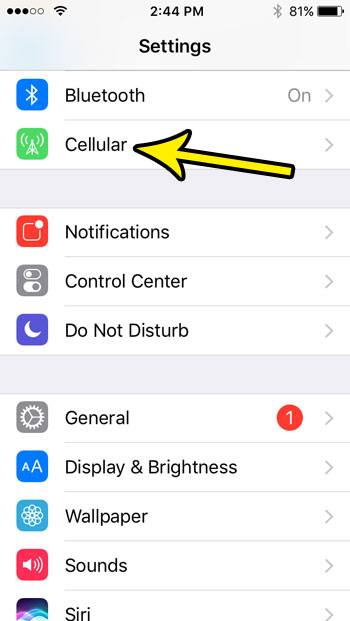 disable wi-fi assist on iphone se