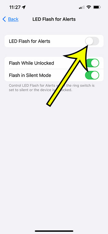 how to turn the iPhone 13 flash notification on or off